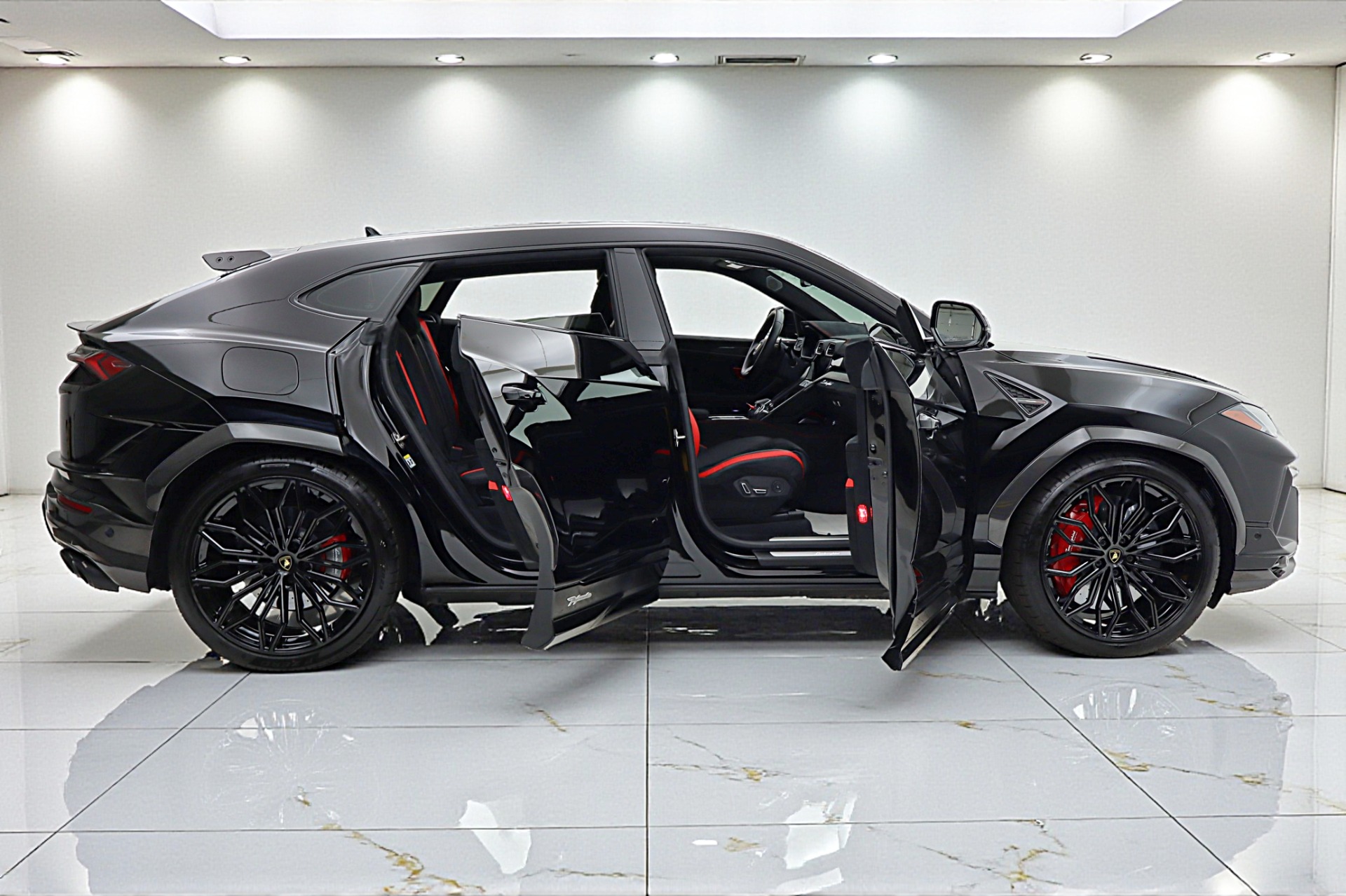 2024 Lamborghini Urus Performante - Photo 19