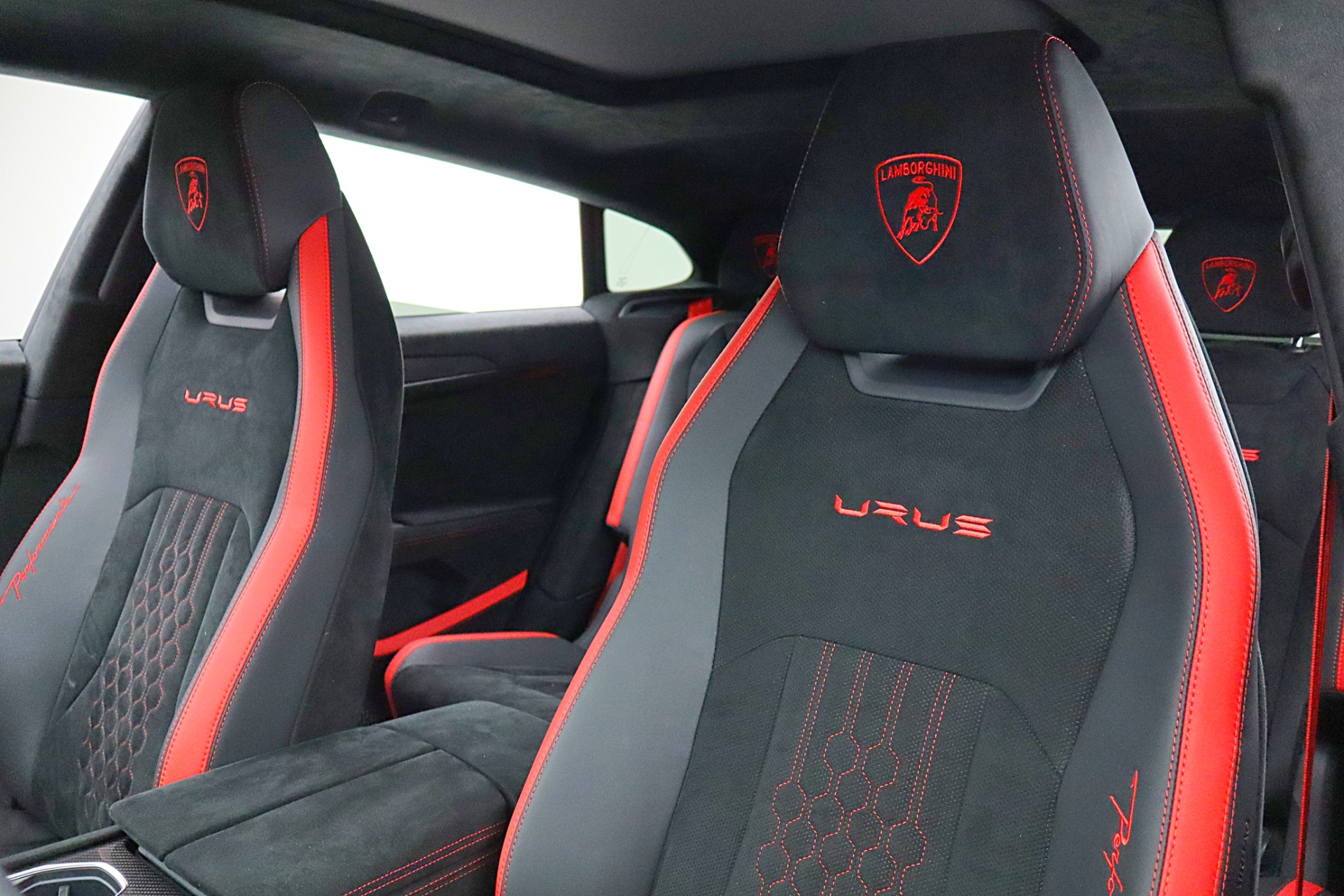 2024 Lamborghini Urus Performante - Photo 40