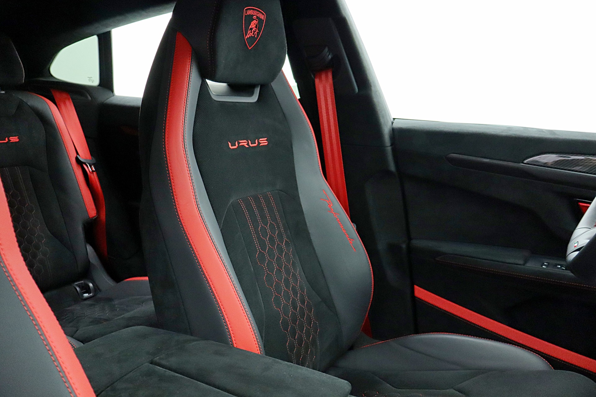 2024 Lamborghini Urus Performante - Photo 47