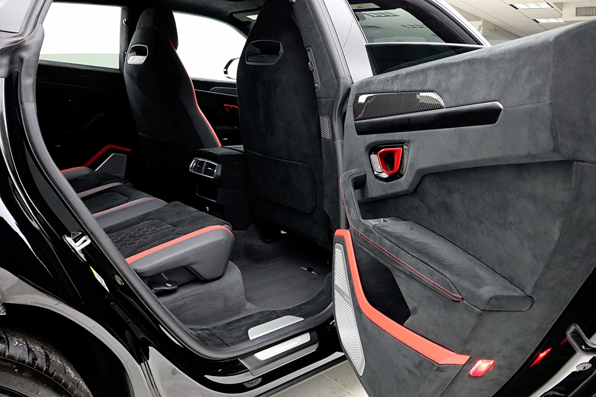 2024 Lamborghini Urus Performante - Photo 50