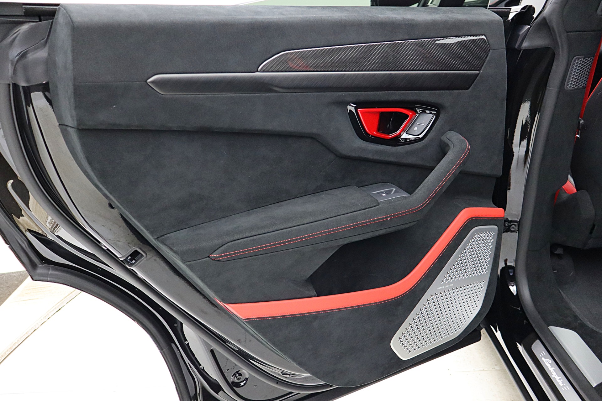 2024 Lamborghini Urus Performante - Photo 56