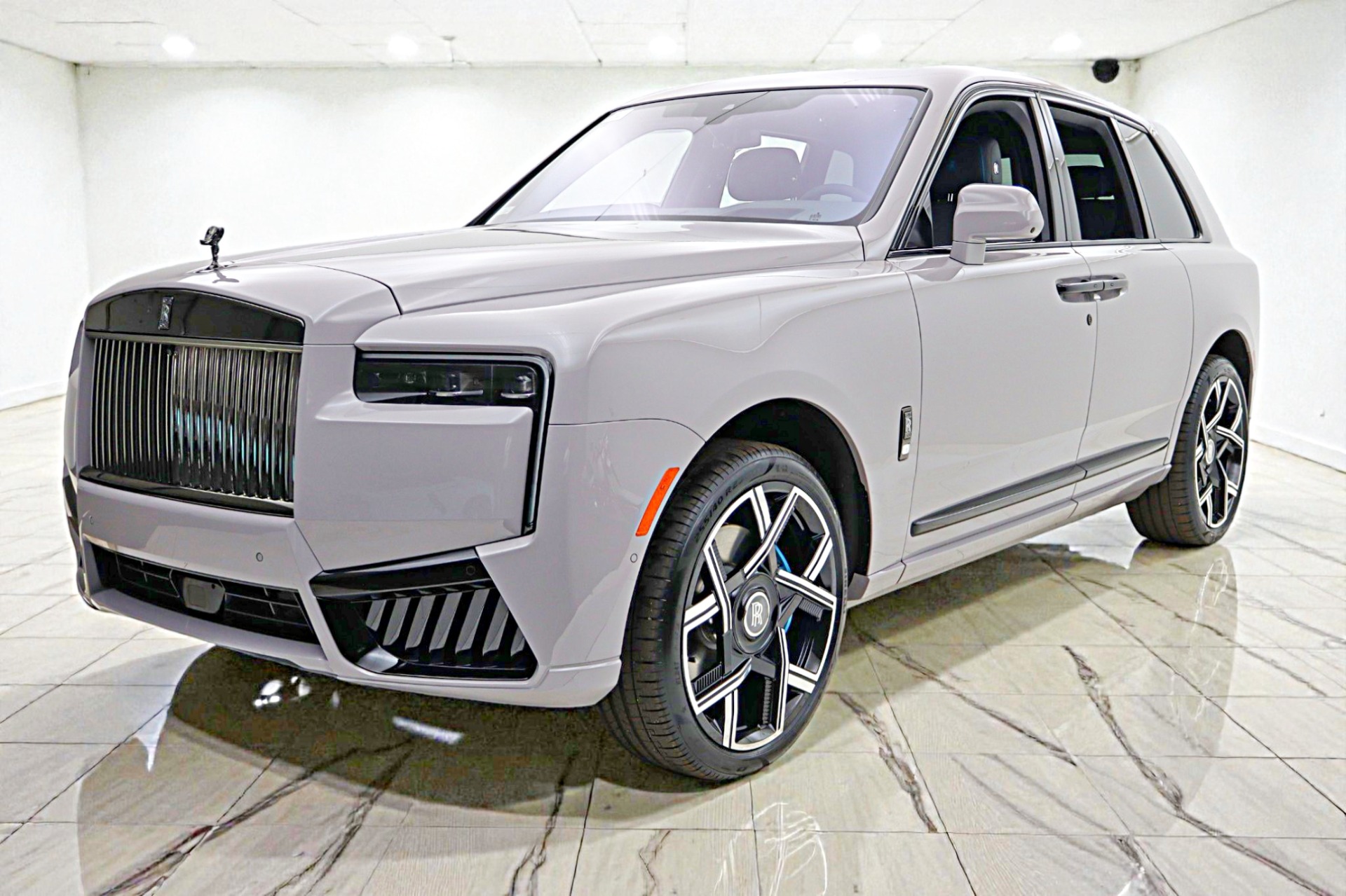 New 2026 Rolls-Royce Black Badge Cullinan for sale $563,850 at F.C. Kerbeck Lamborghini Palmyra N.J. in Palmyra NJ 08065 2
