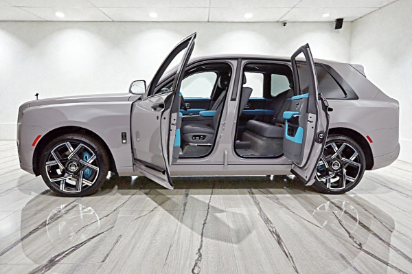 New 2026 Rolls-Royce Black Badge Cullinan for sale $563,850 at F.C. Kerbeck Lamborghini Palmyra N.J. in Palmyra NJ 08065 4
