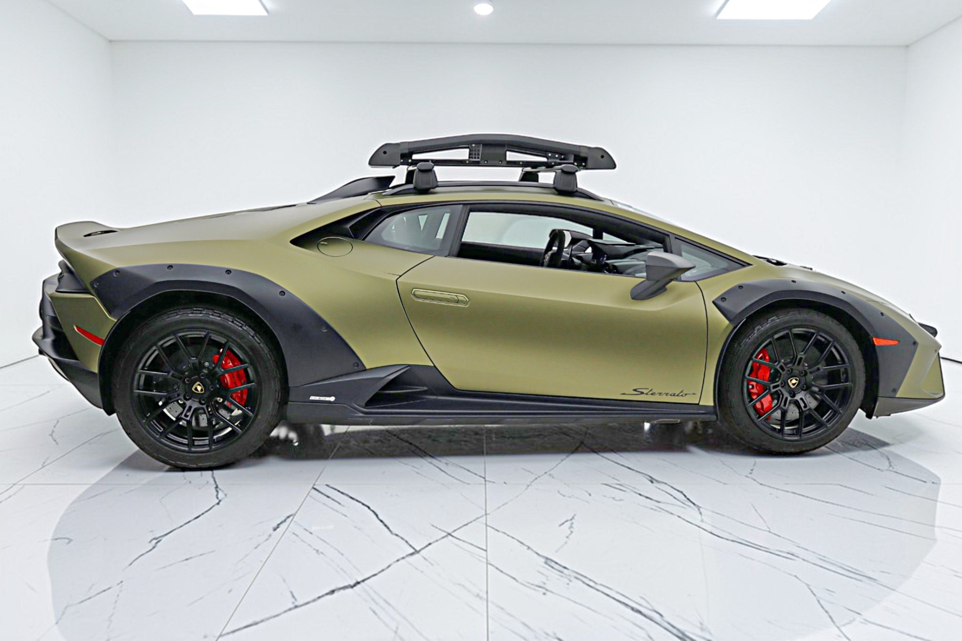2023 Lamborghini Huracan Sterrato - Photo 13