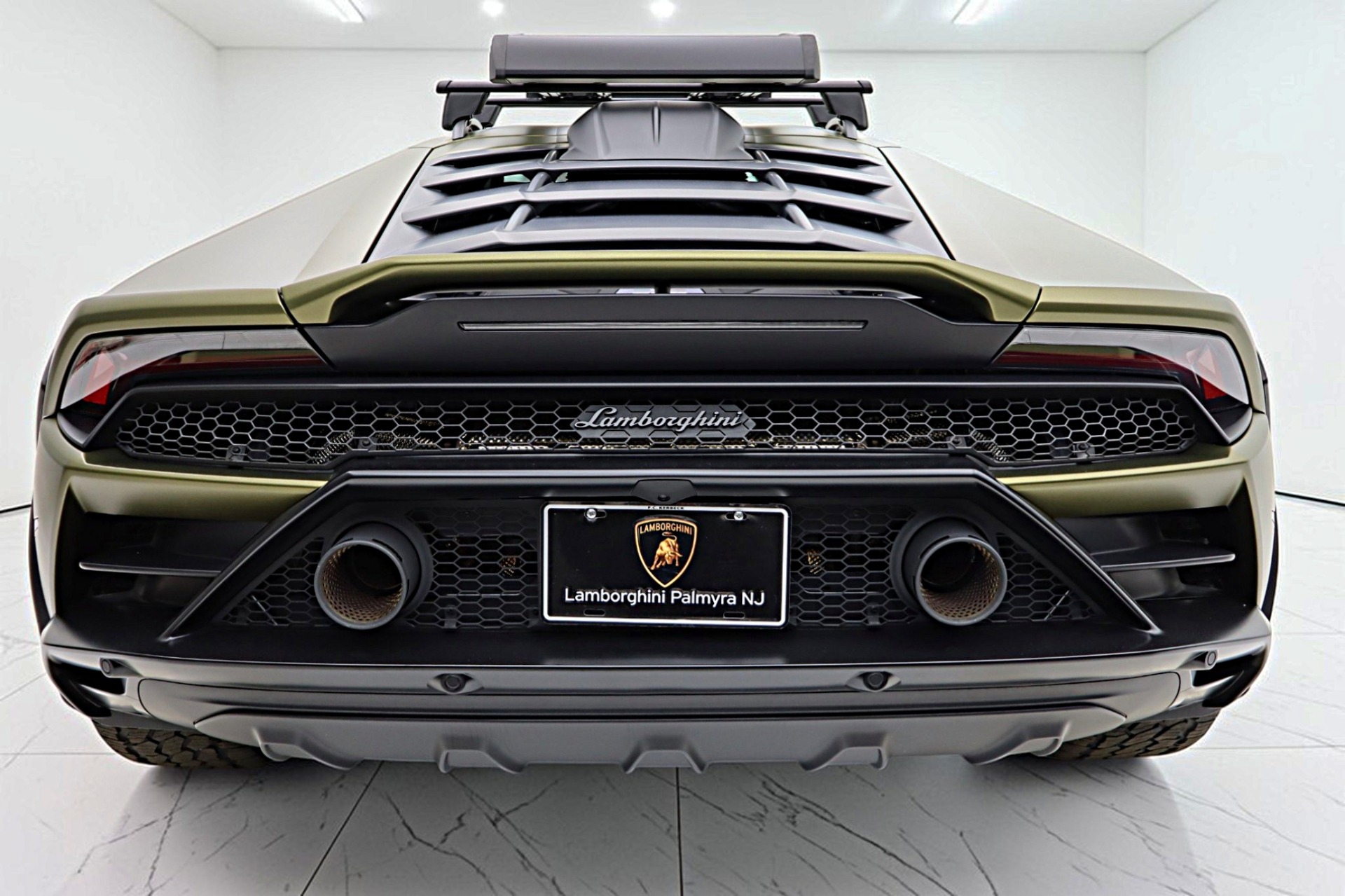 2023 Lamborghini Huracan Sterrato - Photo 16