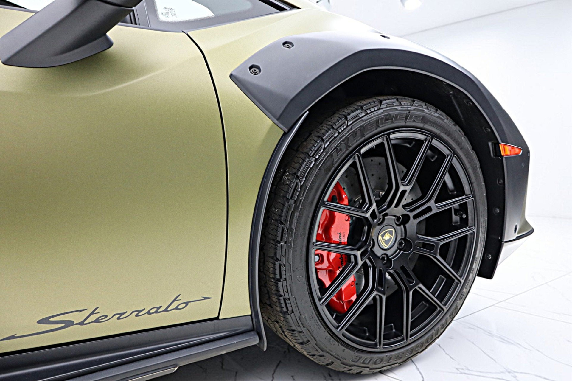 2023 Lamborghini Huracan Sterrato - Photo 22