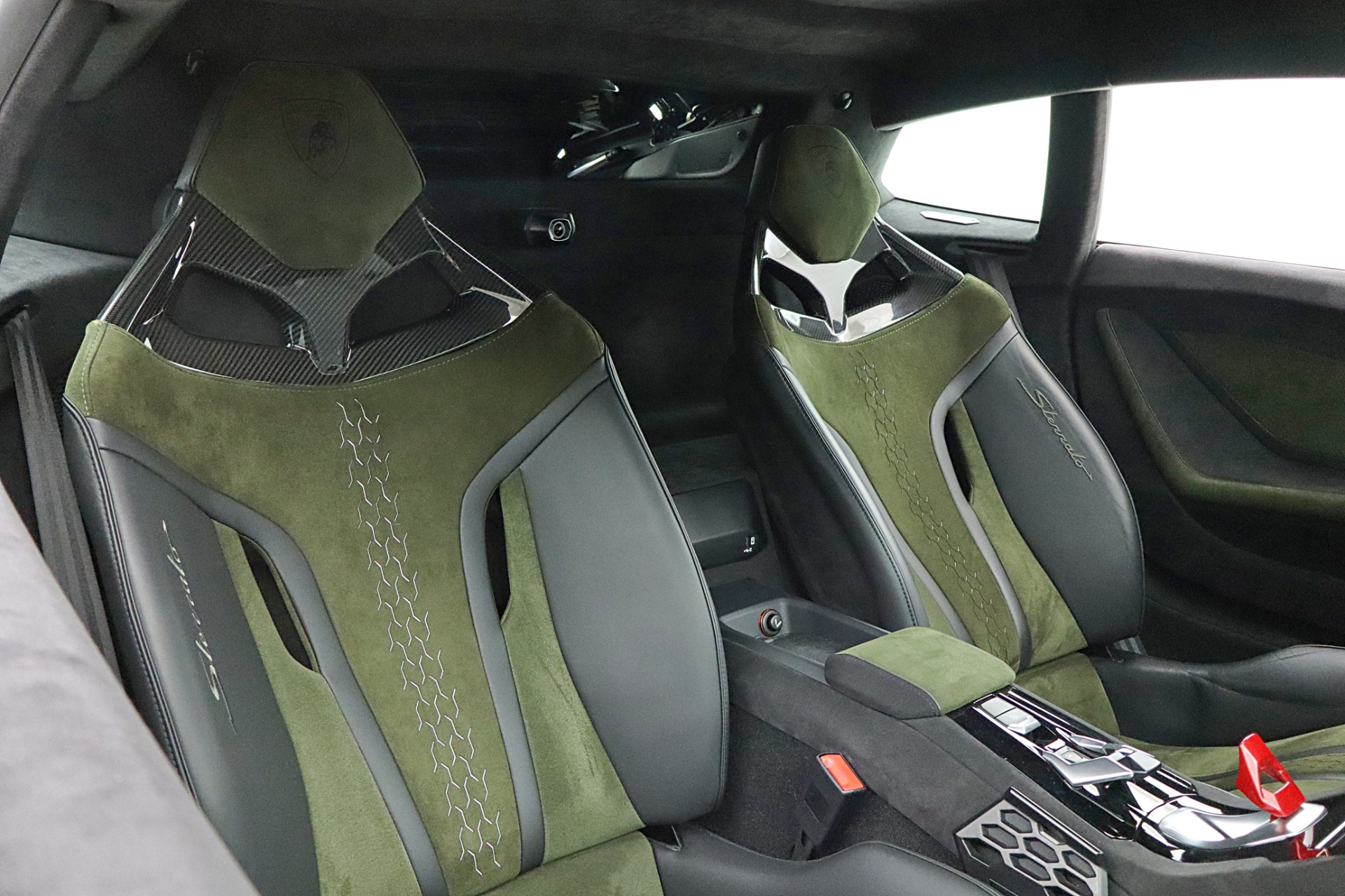 2023 Lamborghini Huracan Sterrato - Photo 32