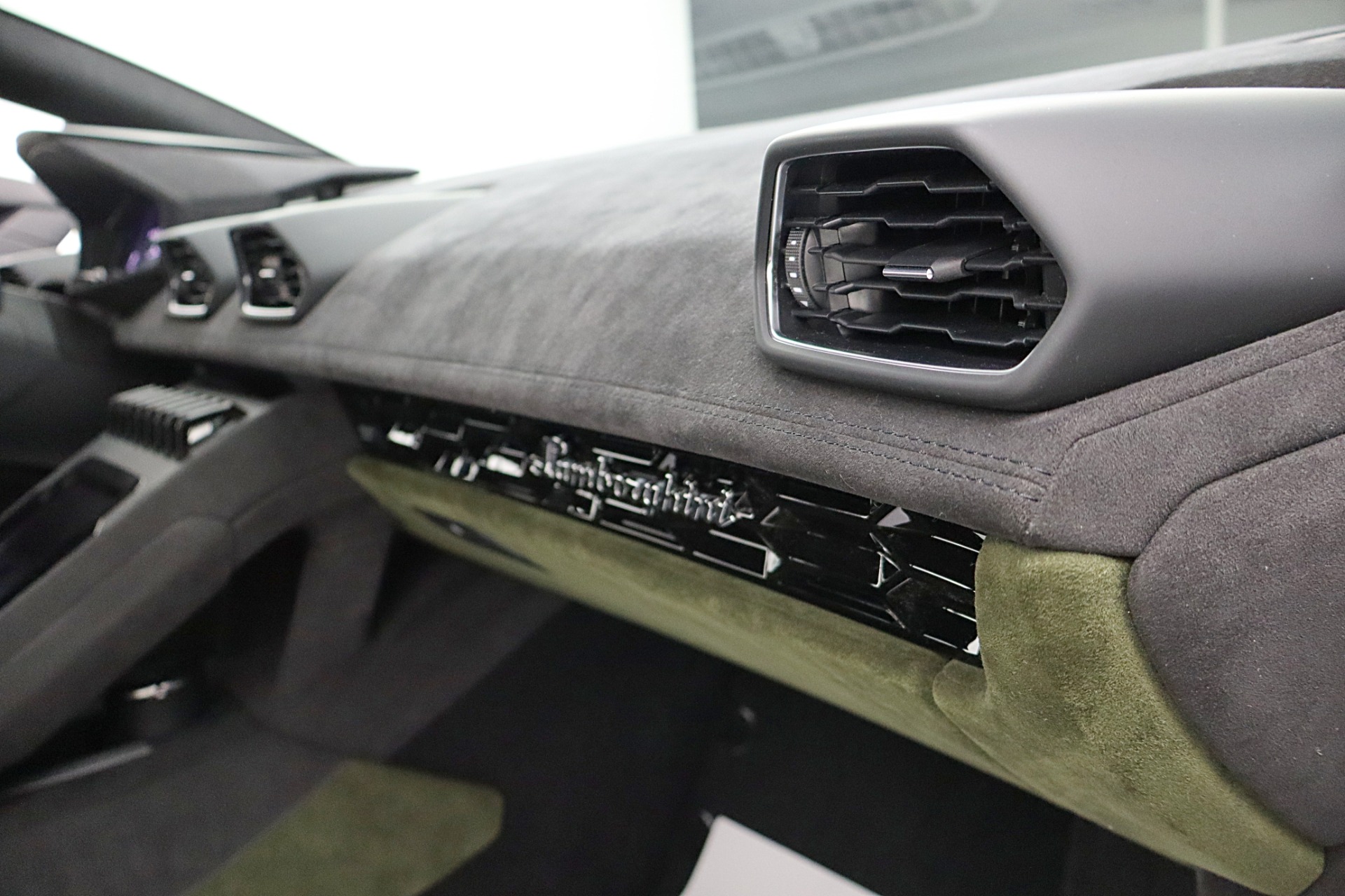 2023 Lamborghini Huracan Sterrato - Photo 35