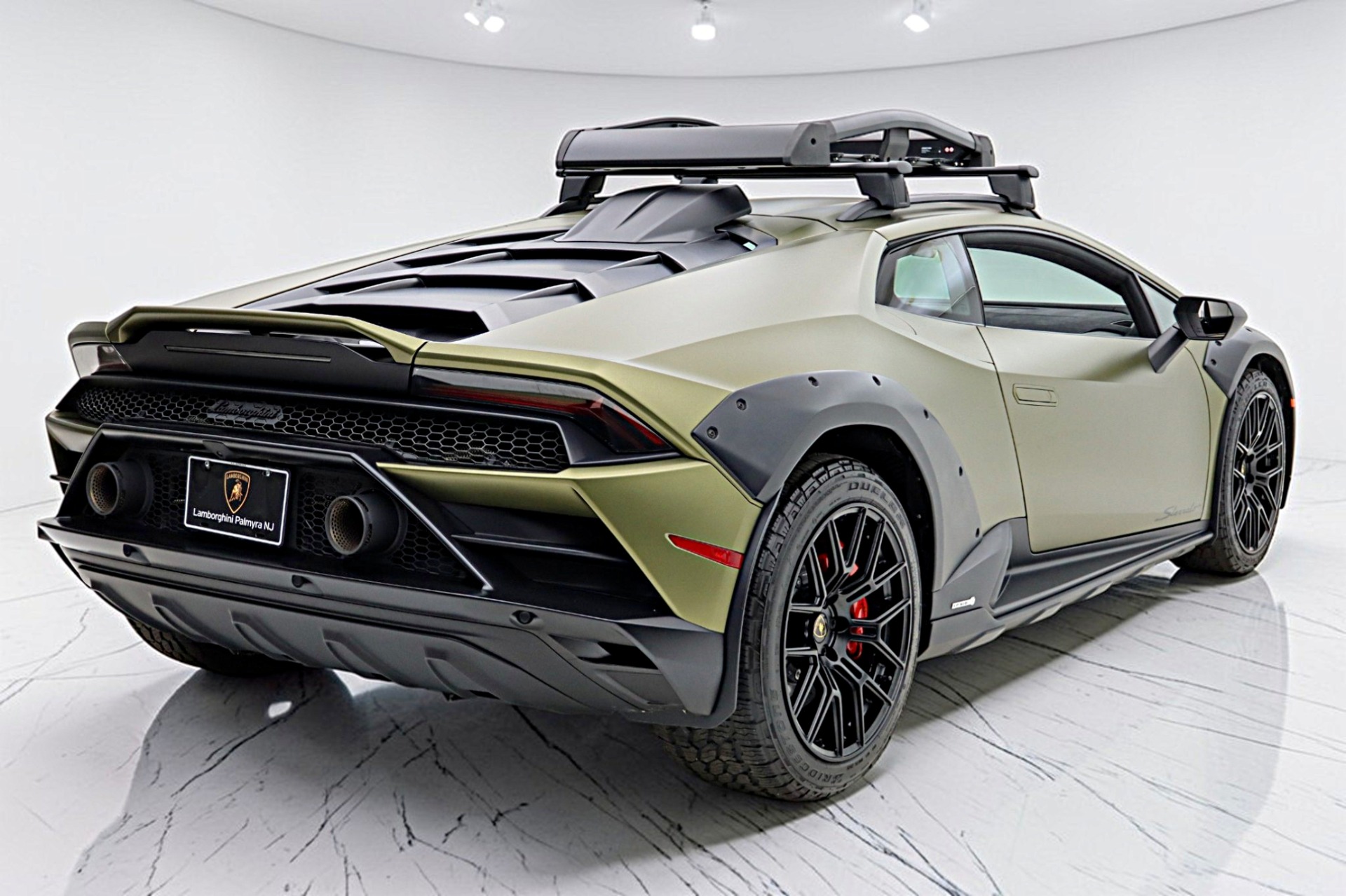 2023 Lamborghini Huracan Sterrato - Photo 8