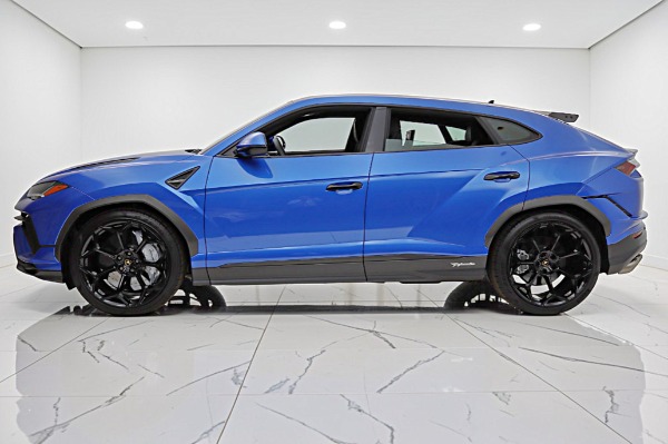Used 2024 Lamborghini Urus Performante/LEASE OPTIONS AVAILABLE for sale Sold at F.C. Kerbeck Lamborghini Palmyra N.J. in Palmyra NJ 08065 3
