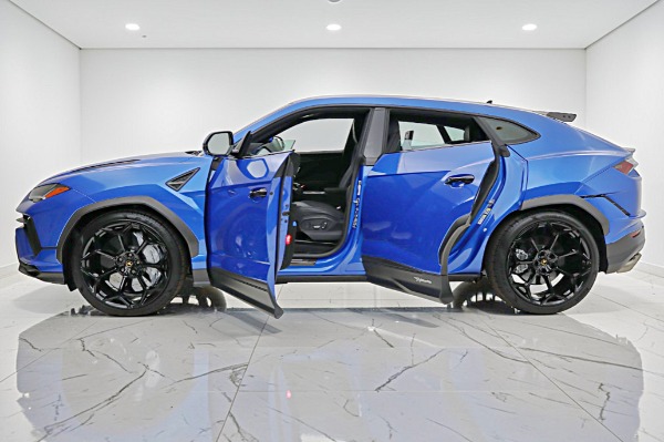 Used 2024 Lamborghini Urus Performante/LEASE OPTIONS AVAILABLE for sale Sold at F.C. Kerbeck Lamborghini Palmyra N.J. in Palmyra NJ 08065 4