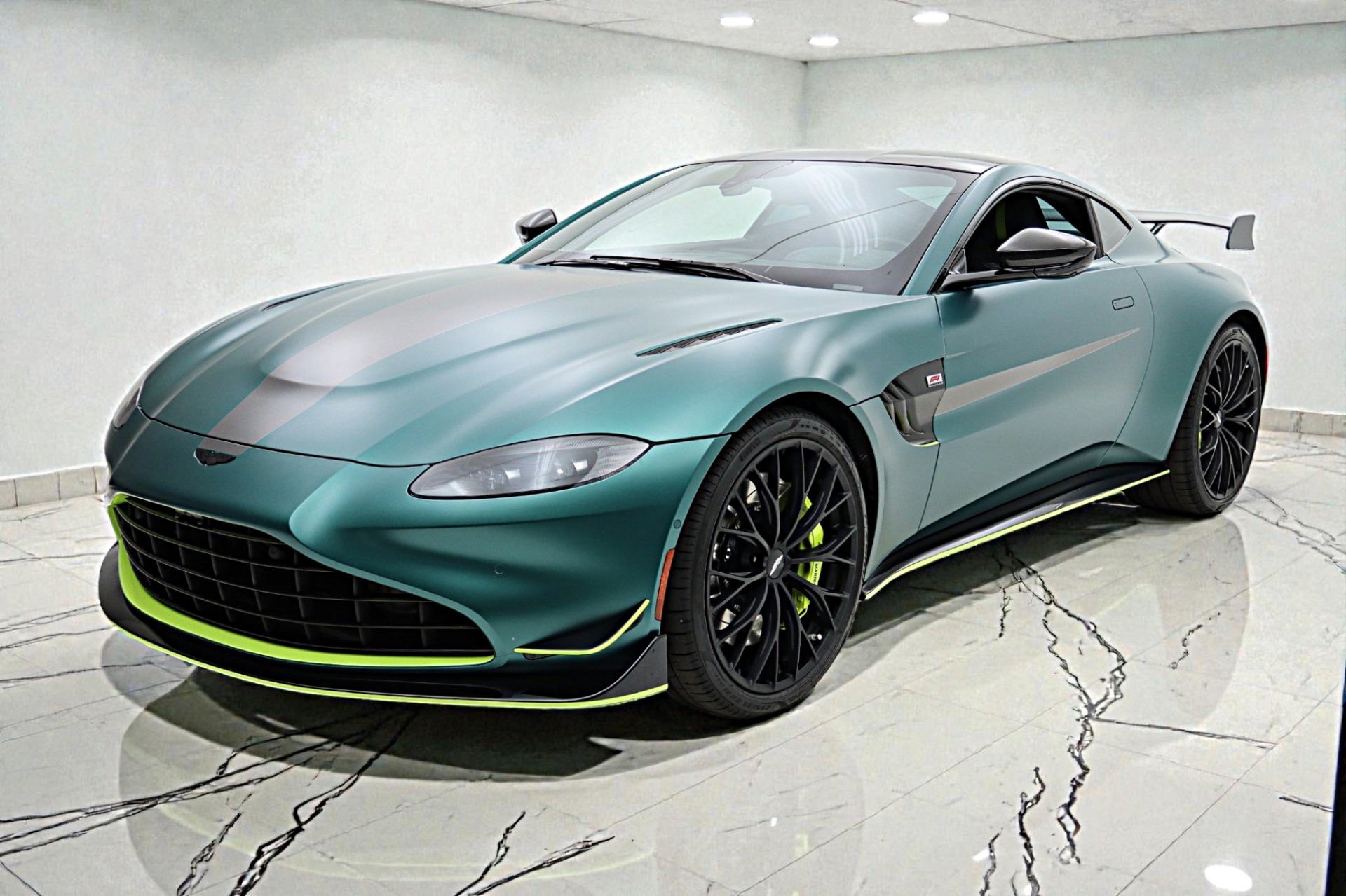 Used 2023 Aston Martin Vantage F1 EDITION for sale Sold at F.C. Kerbeck Lamborghini Palmyra N.J. in Palmyra NJ 08065 2