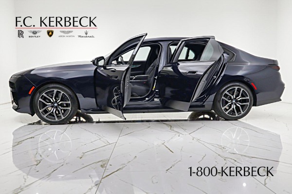 Used 2023 BMW i7 xDrive60 for sale $69,000 at F.C. Kerbeck Lamborghini Palmyra N.J. in Palmyra NJ 08065 4