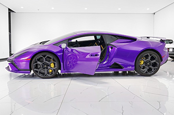 Used 2024 Lamborghini Huracan Tecnica/LEASE OPTIONS AVAILABLE for sale $359,000 at F.C. Kerbeck Lamborghini Palmyra N.J. in Palmyra NJ 08065 4