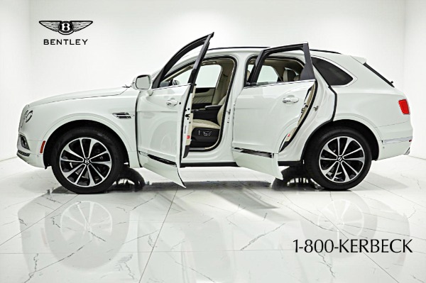 Used 2017 Bentley Bentayga W12 for sale $75,000 at F.C. Kerbeck Lamborghini Palmyra N.J. in Palmyra NJ 08065 4