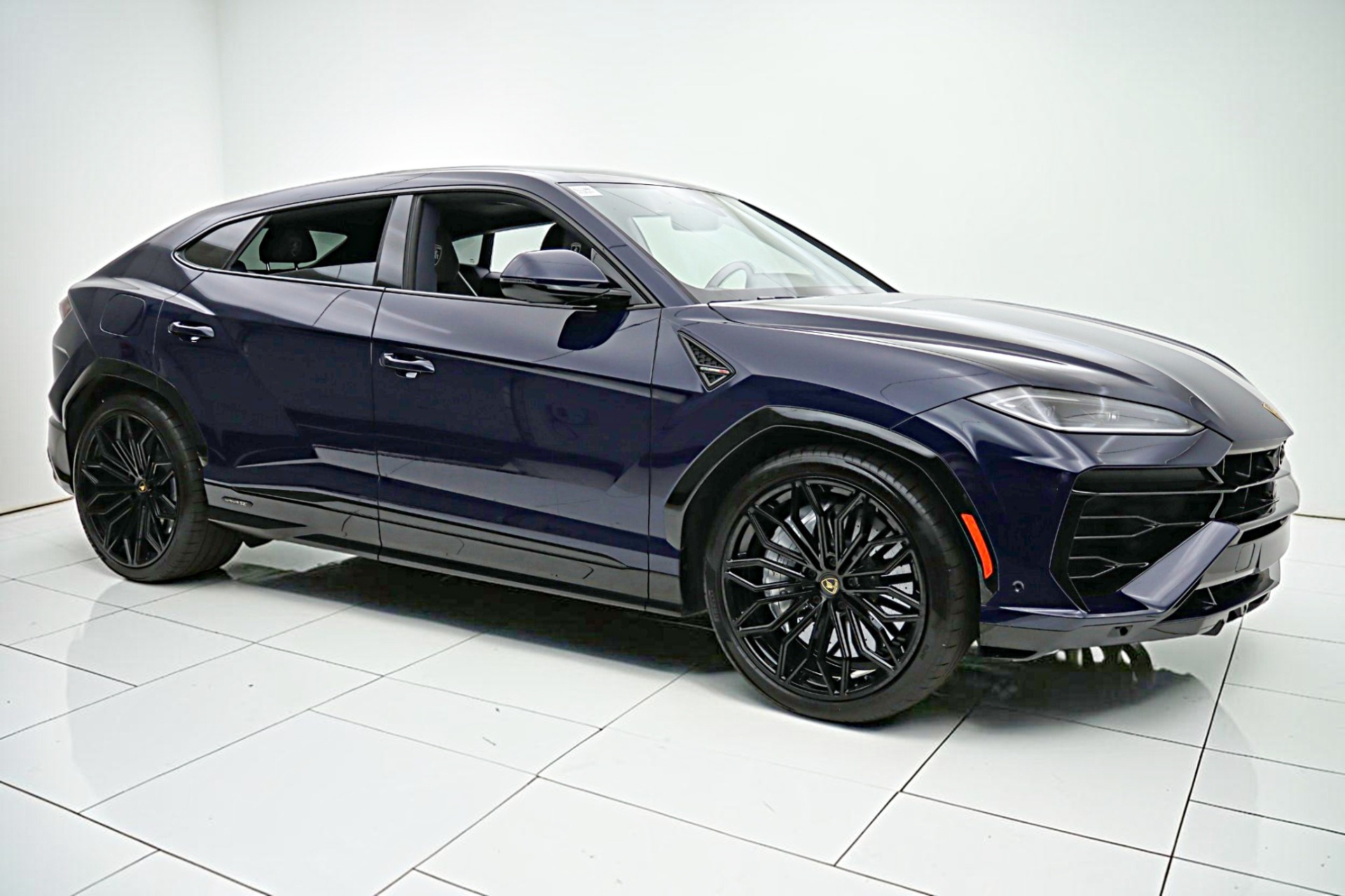 2025 Lamborghini Urus SE - Photo 24