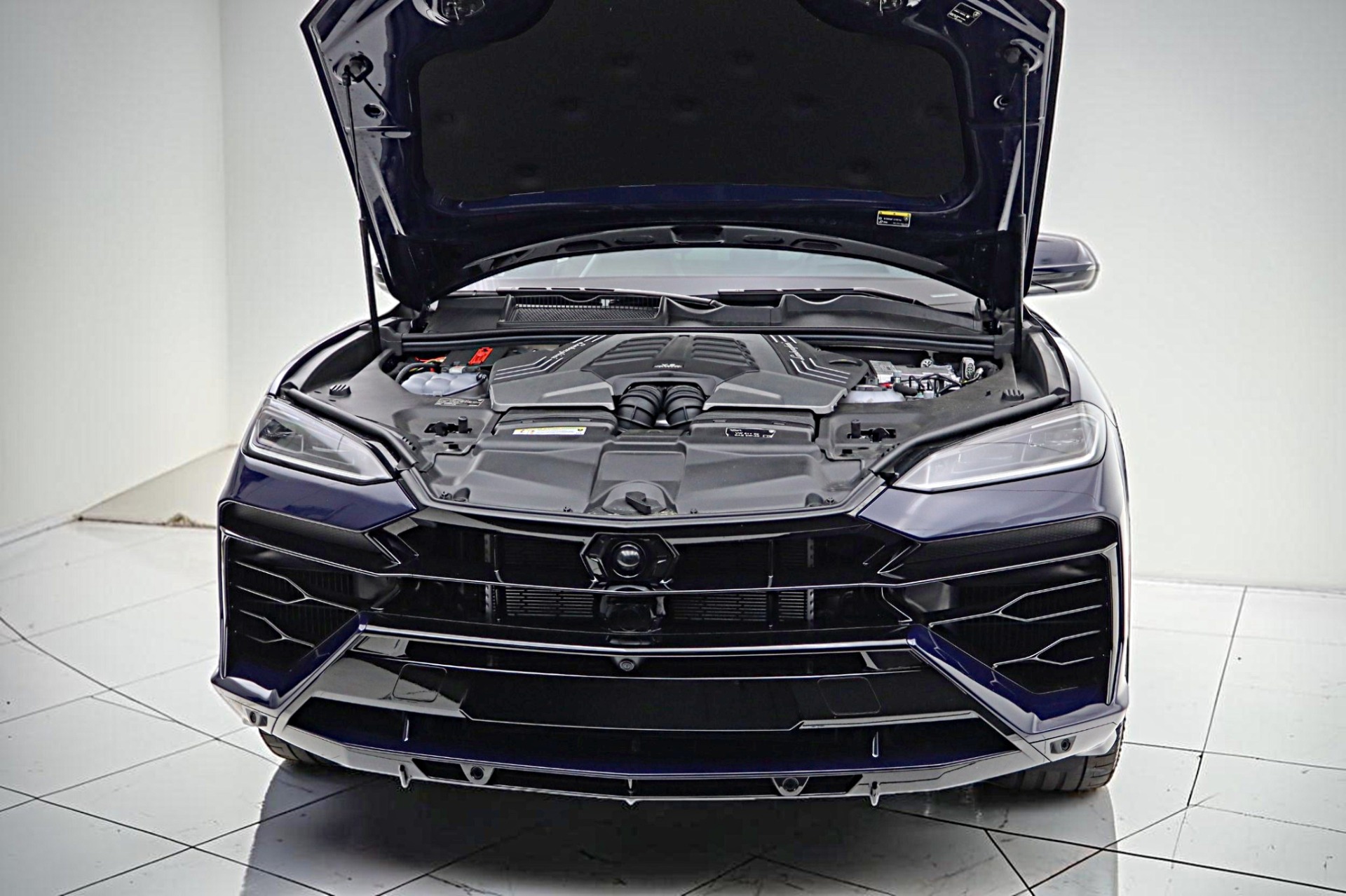 2025 Lamborghini Urus SE - Photo 26
