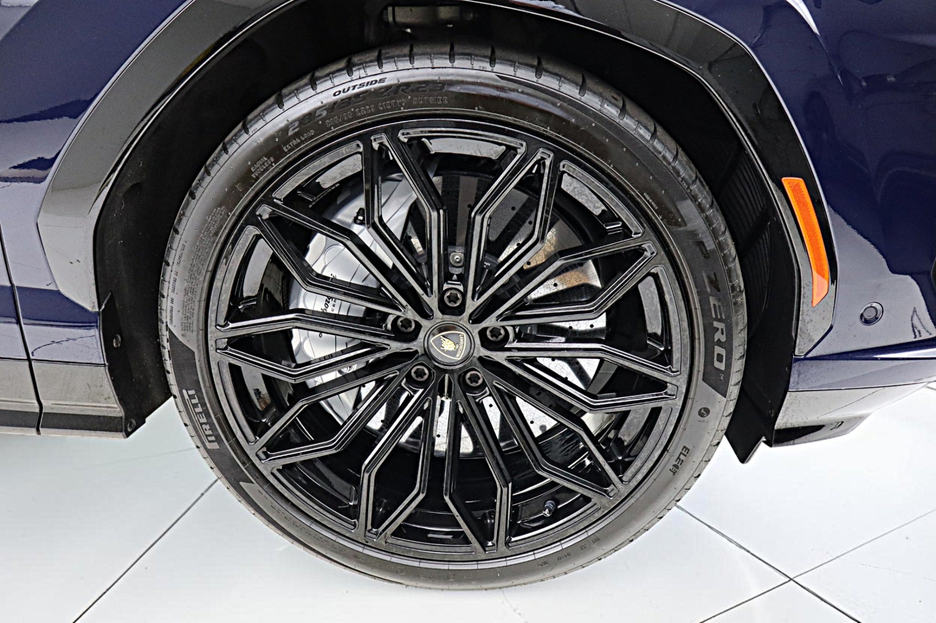 2025 Lamborghini Urus SE - Photo 54