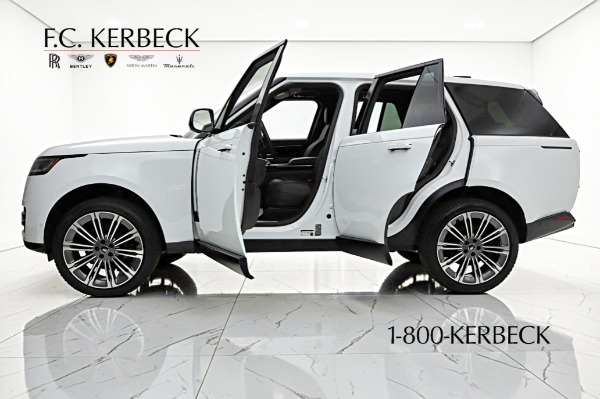 Used 2024 Land Rover Range Rover P400 SE for sale $89,000 at F.C. Kerbeck Lamborghini Palmyra N.J. in Palmyra NJ 08065 4