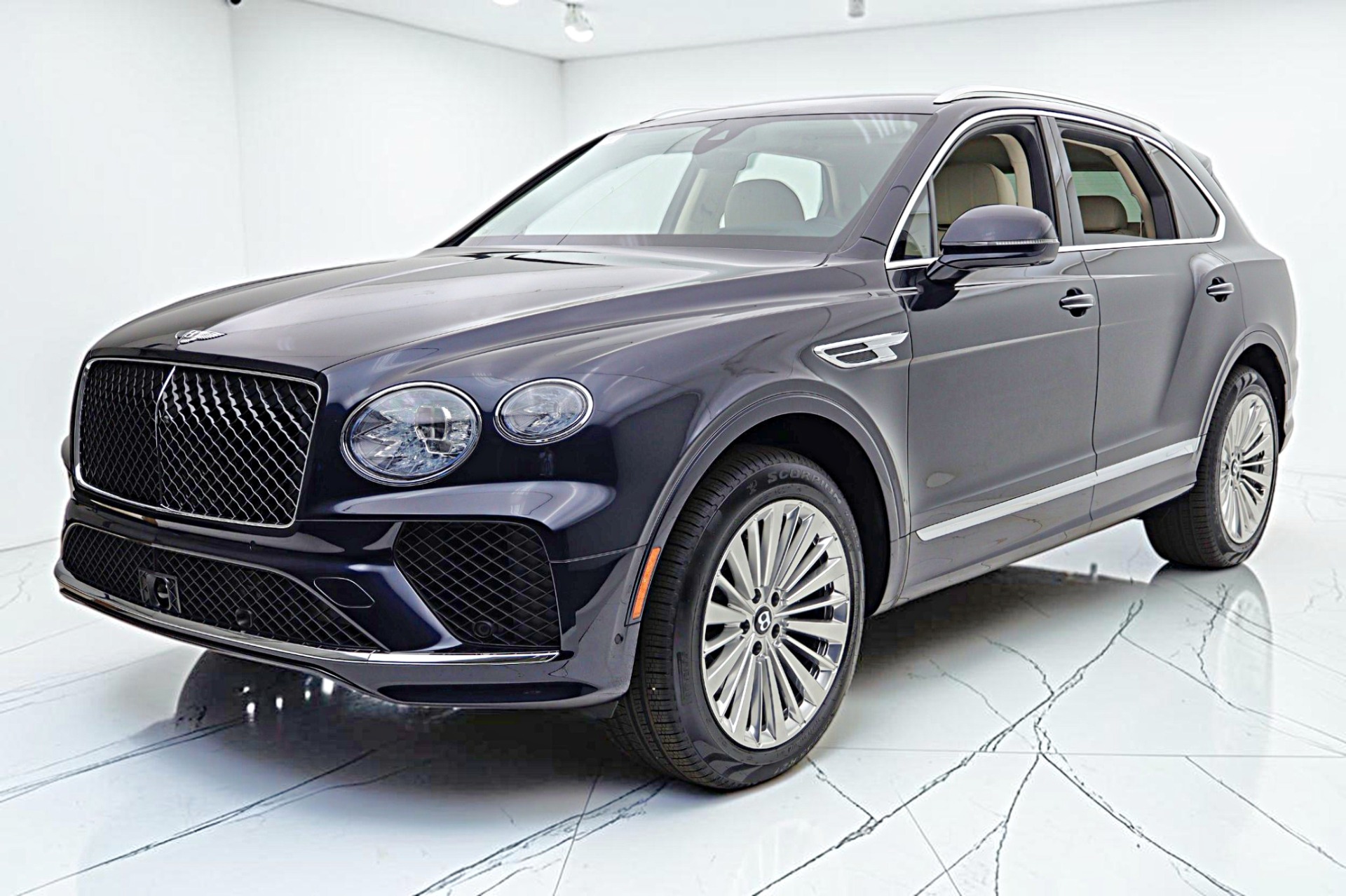 New 2026 Bentley Bentayga V8 for sale Sold at F.C. Kerbeck Lamborghini Palmyra N.J. in Palmyra NJ 08065 2