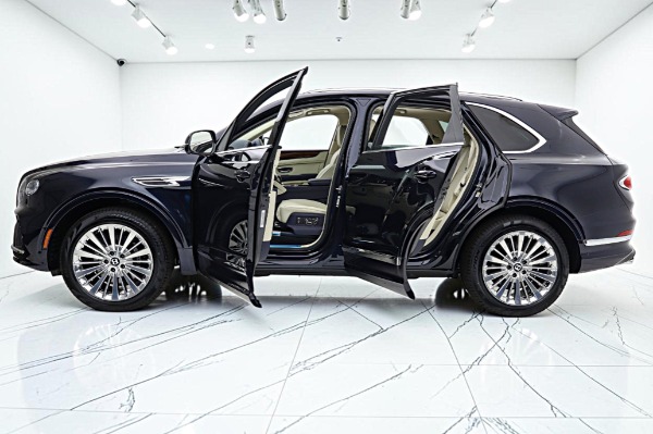 New 2026 Bentley Bentayga V8 for sale Sold at F.C. Kerbeck Lamborghini Palmyra N.J. in Palmyra NJ 08065 3