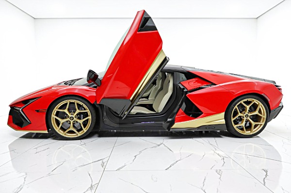Used 2025 Lamborghini Revuelto for sale $779,000 at F.C. Kerbeck Lamborghini Palmyra N.J. in Palmyra NJ 08065 4