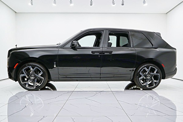 New 2027 Rolls-Royce Black Badge Cullinan for sale $560,150 at F.C. Kerbeck Lamborghini Palmyra N.J. in Palmyra NJ 08065 4