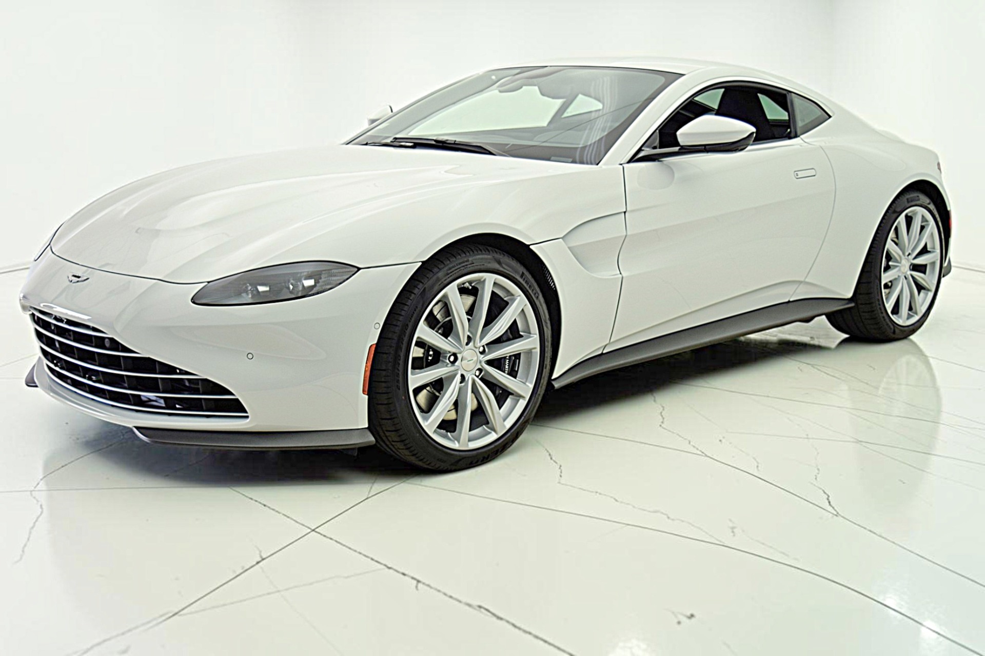 Used 2023 Aston Martin Vantage Coupe for sale $139,000 at F.C. Kerbeck Lamborghini Palmyra N.J. in Palmyra NJ 08065 2