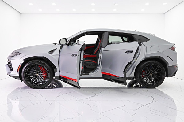 Used 2025 Lamborghini Urus SE/LEASE OPTIONS AVAILABLE for sale $305,000 at F.C. Kerbeck Lamborghini Palmyra N.J. in Palmyra NJ 08065 4