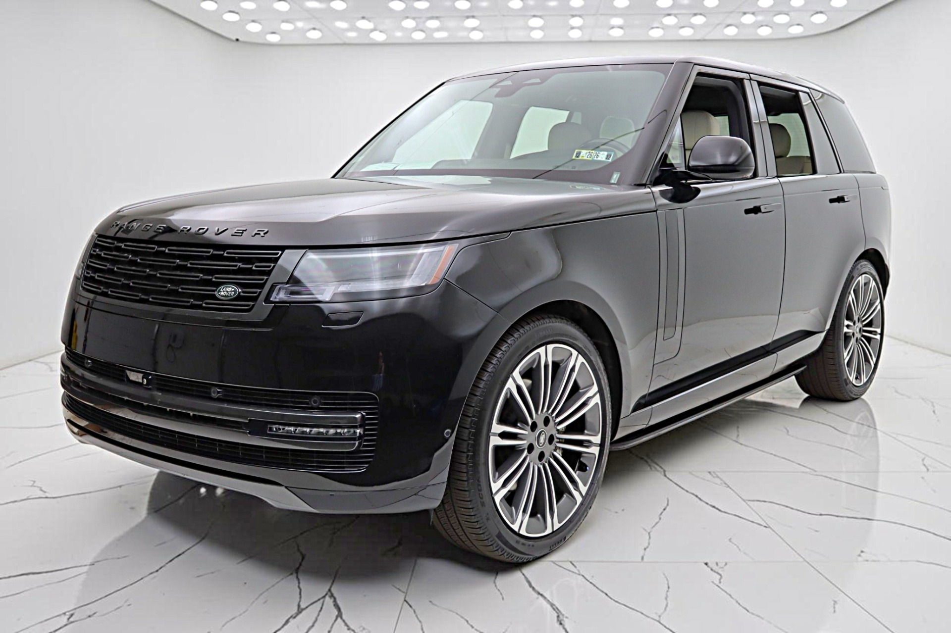 Used 2025 Land Rover Range Rover P400 SE SWB for sale Sold at F.C. Kerbeck Lamborghini Palmyra N.J. in Palmyra NJ 08065 2