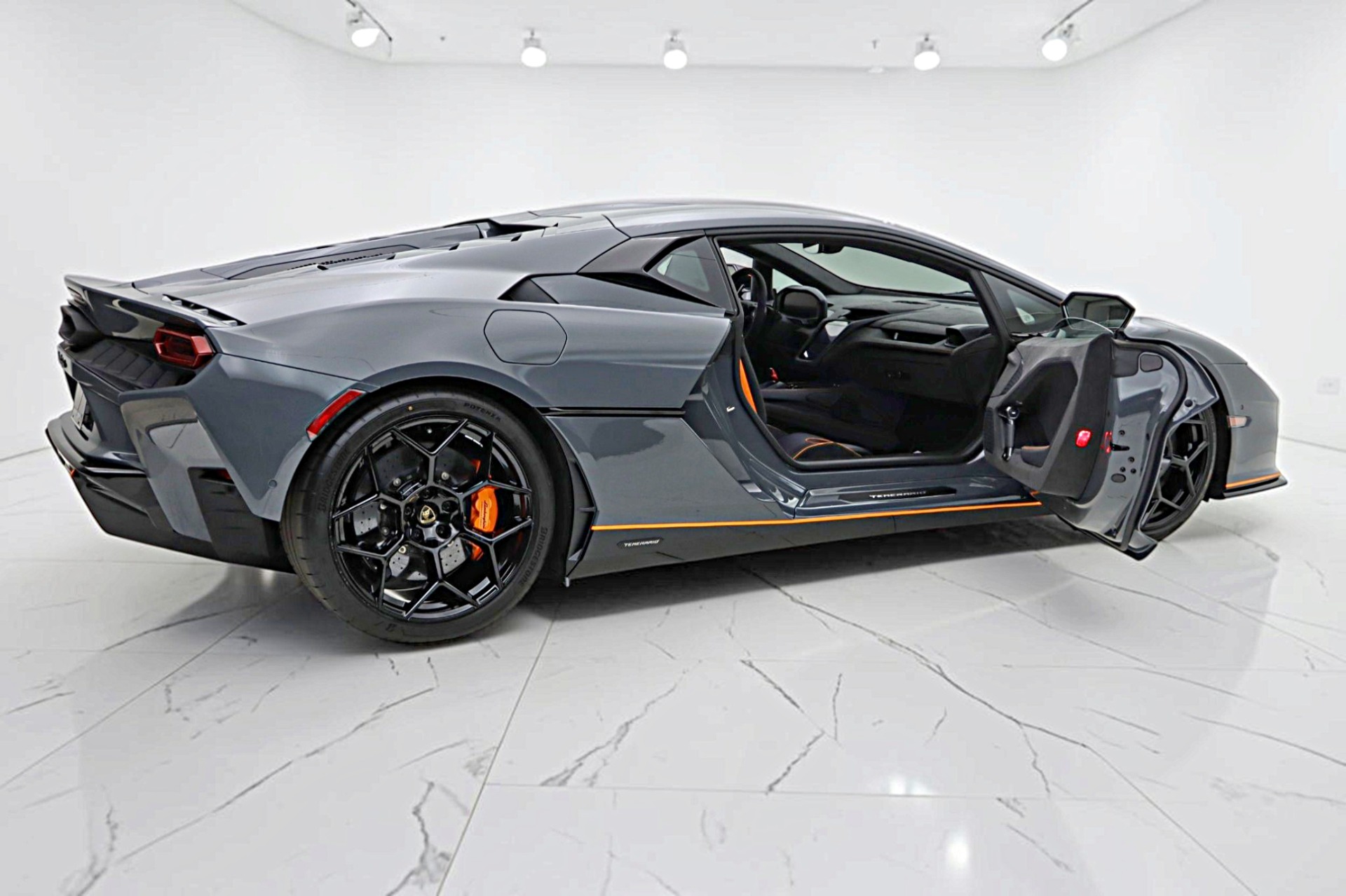 2026 Lamborghini Temerario Base - Photo 9