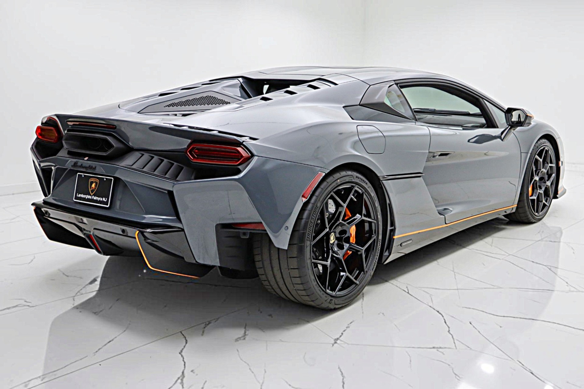 2026 Lamborghini Temerario Base - Photo 8