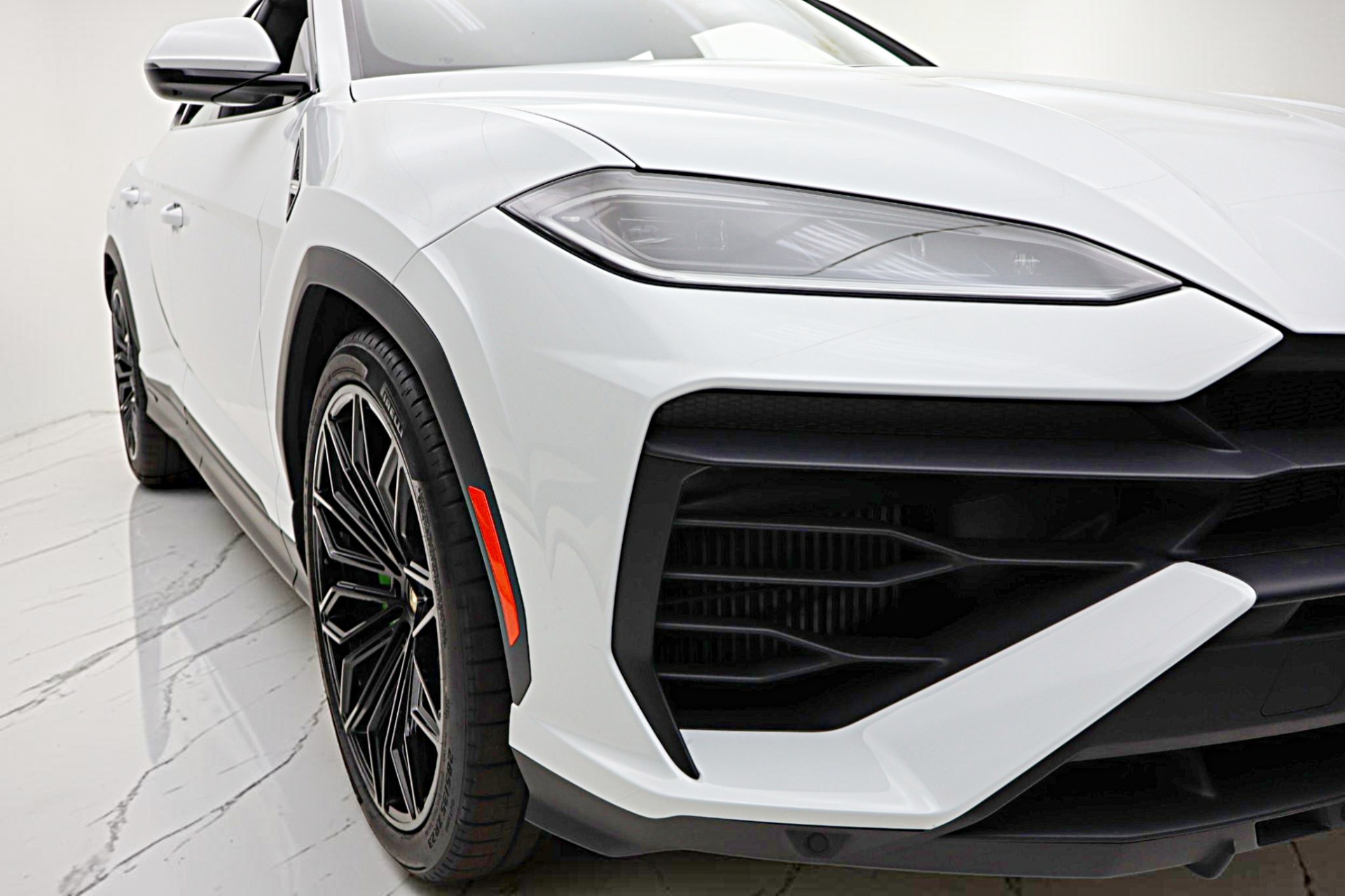 2026 Lamborghini Urus SE - Photo 20
