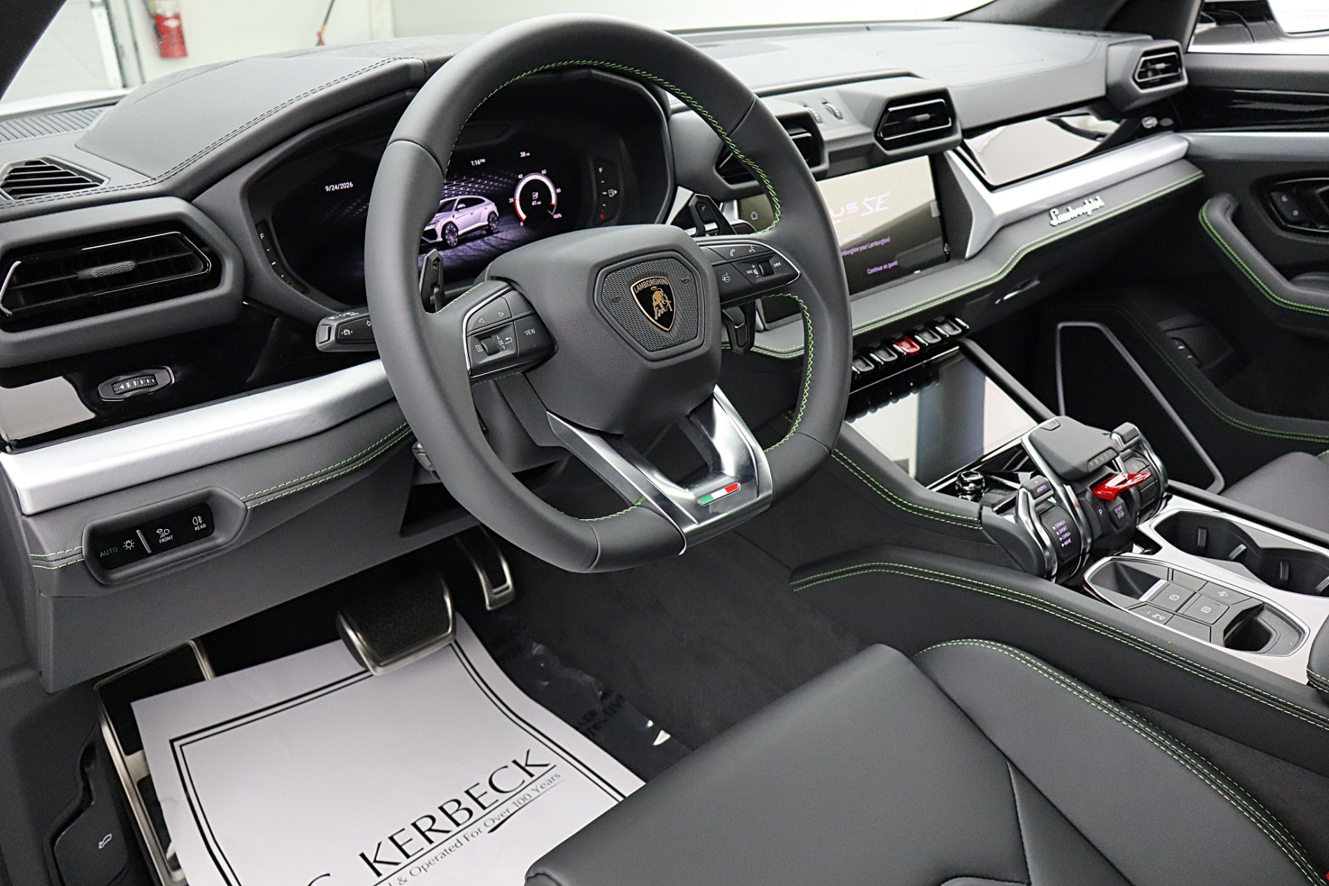 2026 Lamborghini Urus SE - Photo 21