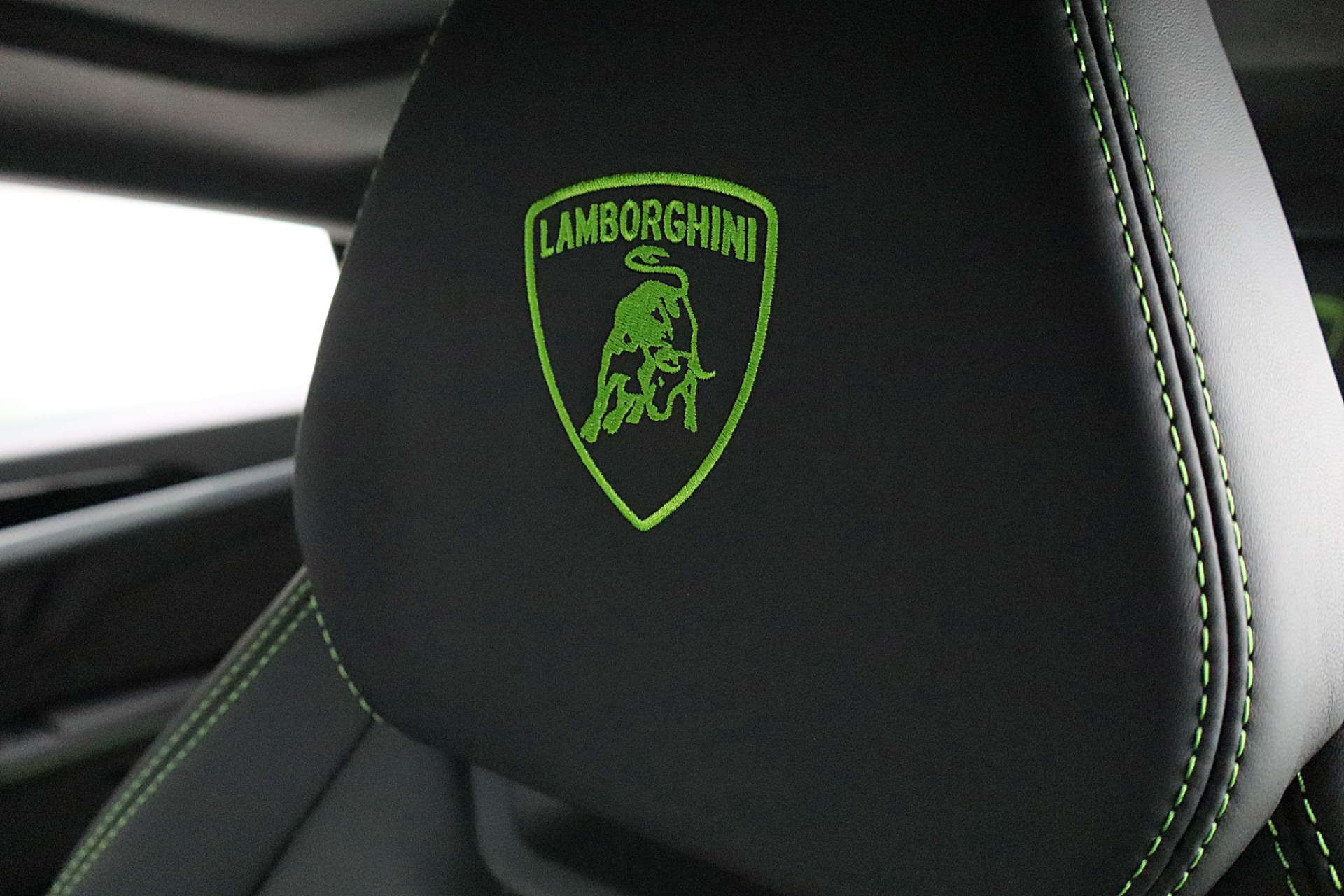 2026 Lamborghini Urus SE - Photo 26