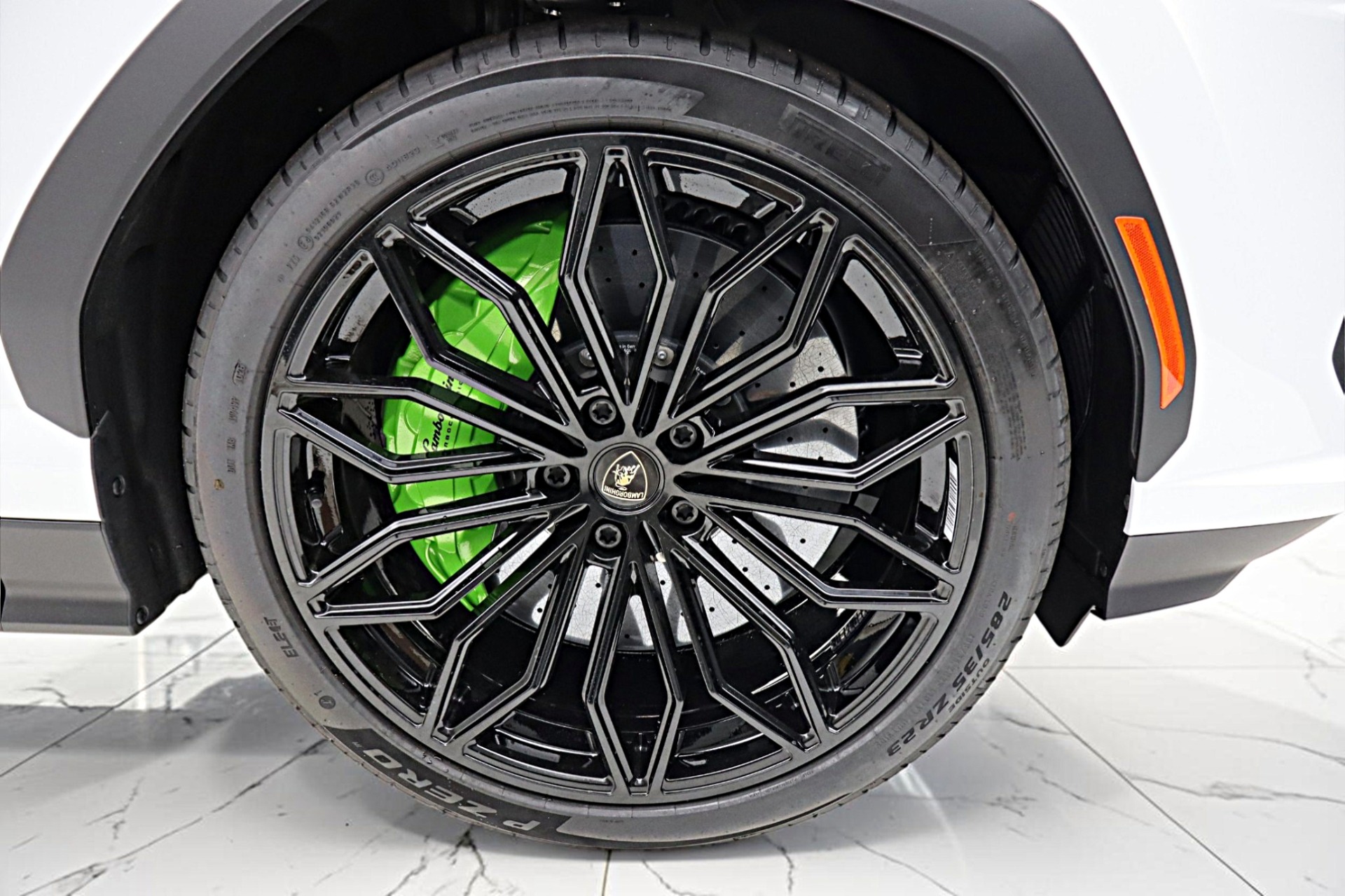 2026 Lamborghini Urus SE - Photo 45