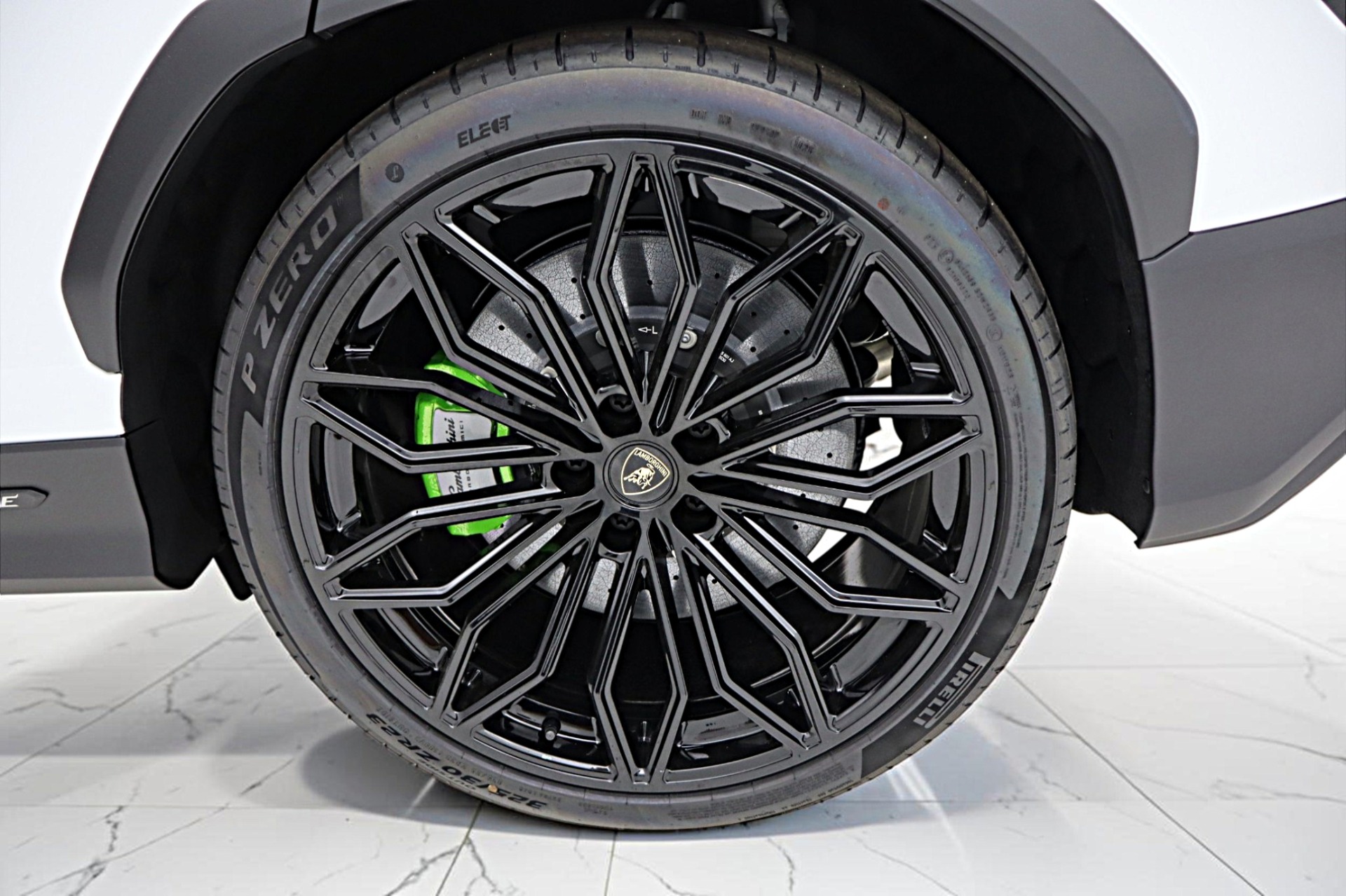 2026 Lamborghini Urus SE - Photo 46