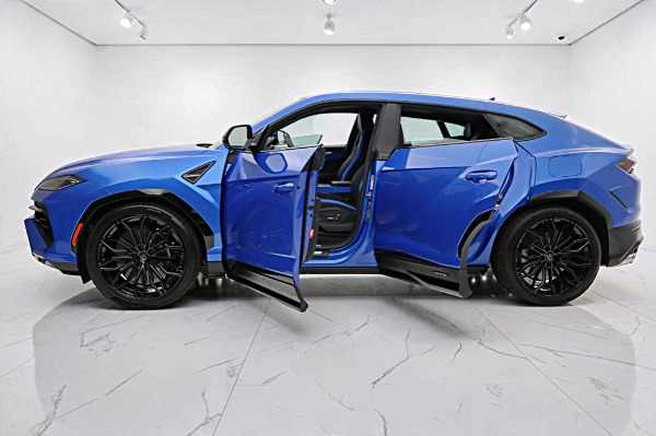 New 2026 Lamborghini Urus SE for sale $306,309 at F.C. Kerbeck Lamborghini Palmyra N.J. in Palmyra NJ 08065 4