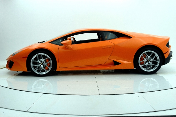 New 2016 Lamborghini Huracan LP 580-2 for sale Sold at F.C. Kerbeck Lamborghini Palmyra N.J. in Palmyra NJ 08065 3