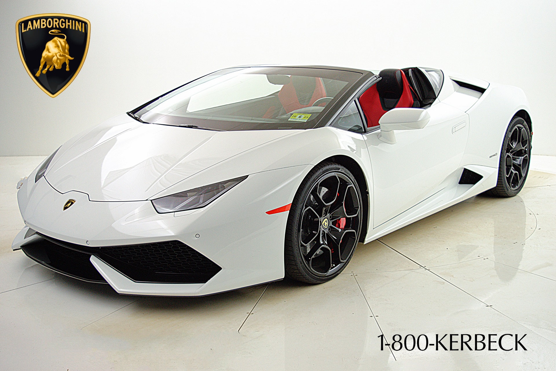 Used 2016 Lamborghini Huracan LP 610-4 Spyder for sale Sold at F.C. Kerbeck Lamborghini Palmyra N.J. in Palmyra NJ 08065 2