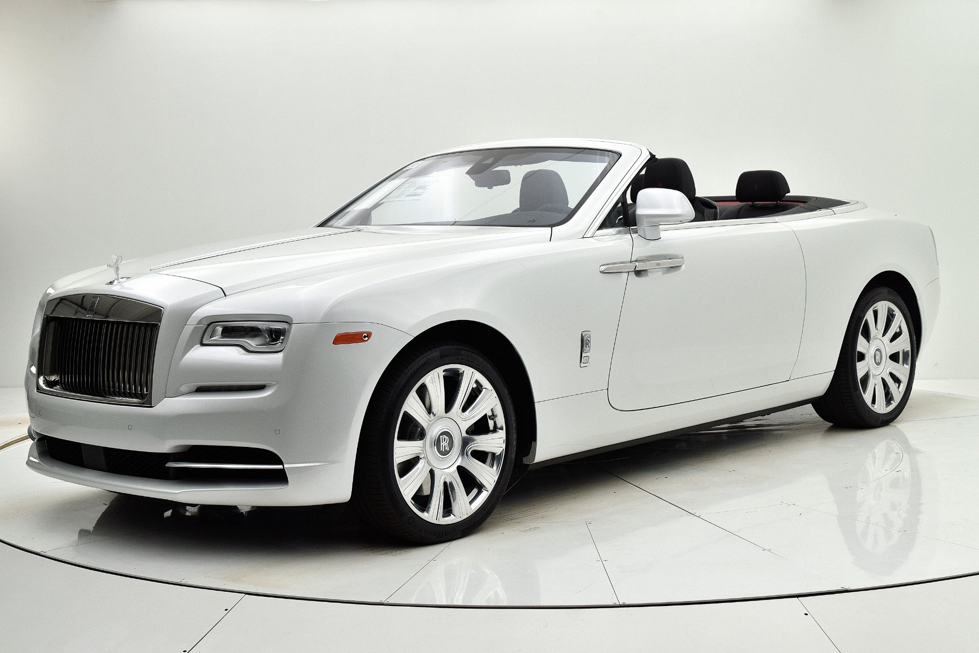 Used 2016 Rolls-Royce Dawn for sale Sold at F.C. Kerbeck Lamborghini Palmyra N.J. in Palmyra NJ 08065 2