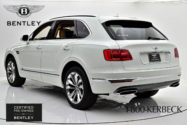 Used 2017 Bentley Bentayga W12 for sale Sold at F.C. Kerbeck Lamborghini Palmyra N.J. in Palmyra NJ 08065 4