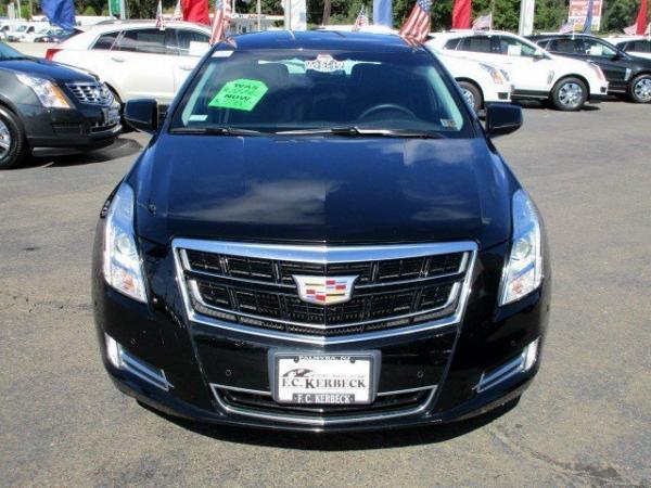 Used 2016 Cadillac XTS Luxury Collection for sale Sold at F.C. Kerbeck Lamborghini Palmyra N.J. in Palmyra NJ 08065 2