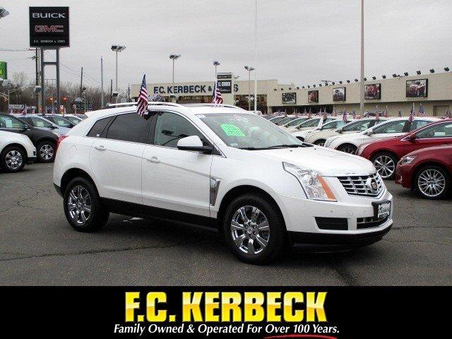 Used 2014 Cadillac SRX Luxury Collection for sale Sold at F.C. Kerbeck Lamborghini Palmyra N.J. in Palmyra NJ 08065 1
