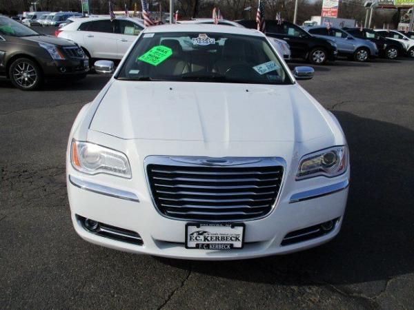 Used 2011 Chrysler 300 Limited for sale Sold at F.C. Kerbeck Lamborghini Palmyra N.J. in Palmyra NJ 08065 2