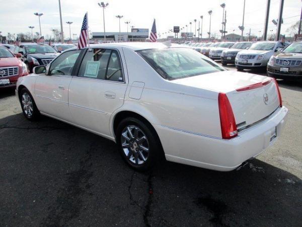 Used 2011 Cadillac DTS Premium Collection for sale Sold at F.C. Kerbeck Lamborghini Palmyra N.J. in Palmyra NJ 08065 4