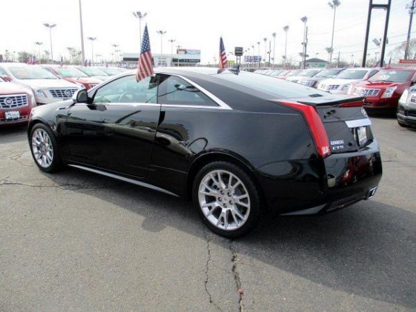 Used 2011 Cadillac CTS Coupe Performance RWD for sale Sold at F.C. Kerbeck Lamborghini Palmyra N.J. in Palmyra NJ 08065 4