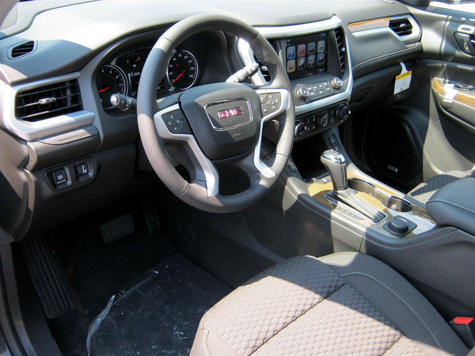 New 2017 GMC Acadia SLE For Sale (39,905) F.C. Kerbeck