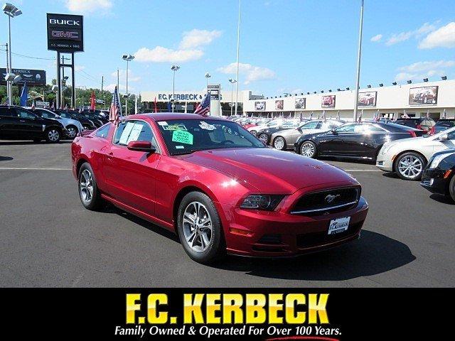Used 2014 Ford Mustang V6 Premium for sale Sold at F.C. Kerbeck Lamborghini Palmyra N.J. in Palmyra NJ 08065 1