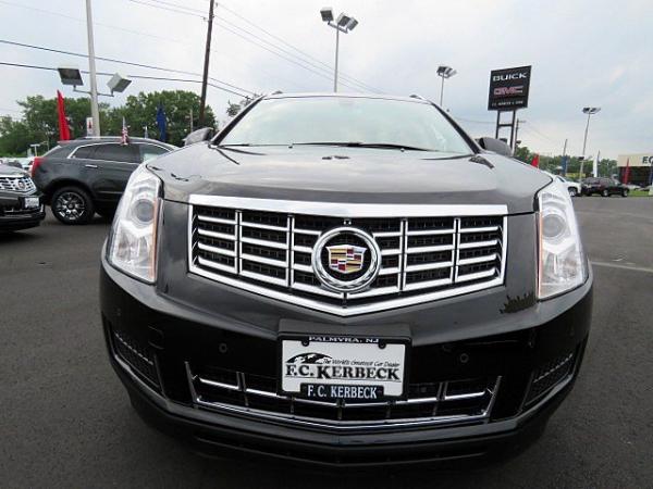 Used 2014 Cadillac SRX Luxury Collection for sale Sold at F.C. Kerbeck Lamborghini Palmyra N.J. in Palmyra NJ 08065 2